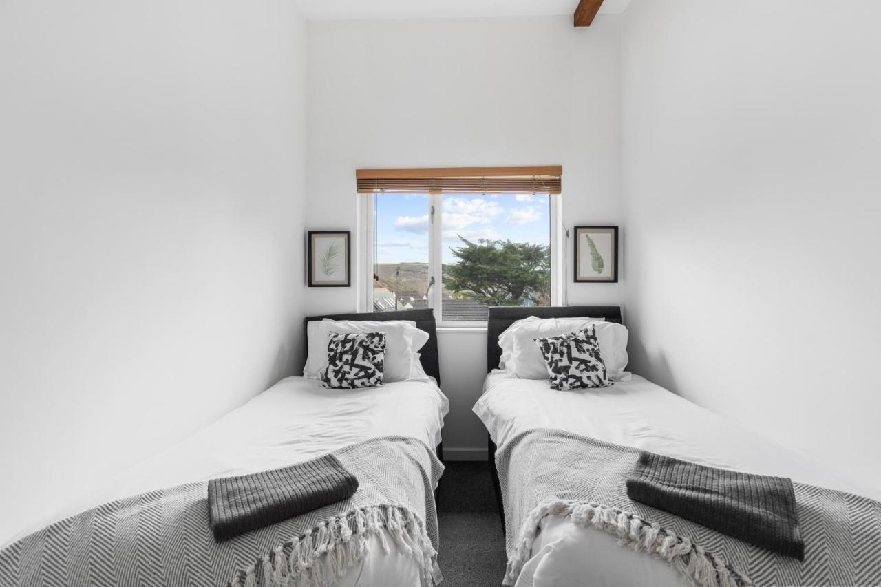 Coppercroft Cottage - Stunning Coastal Home, Walk To Beach, Sleeps 4 Porthtowan Екстериор снимка